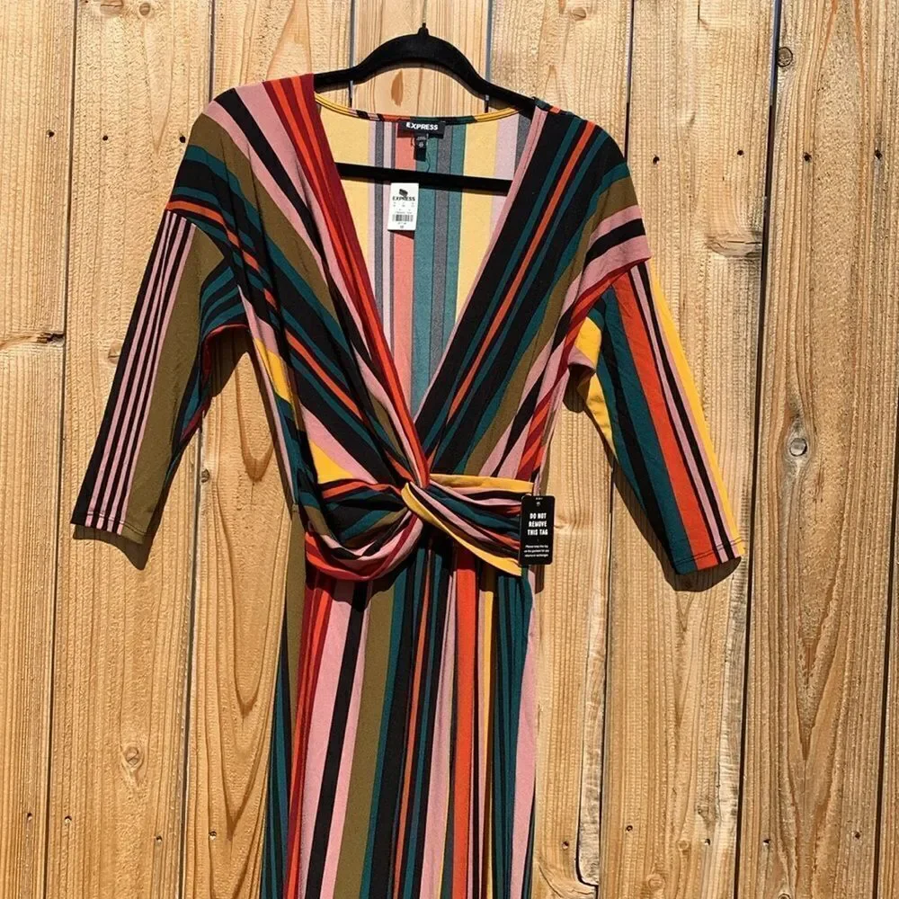 Take 50% OFF- New Express Multi-colored 3/4 Sleeved Jumpsuits, Size-XS